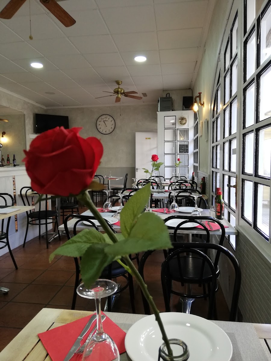 La finestreta restaurant-1